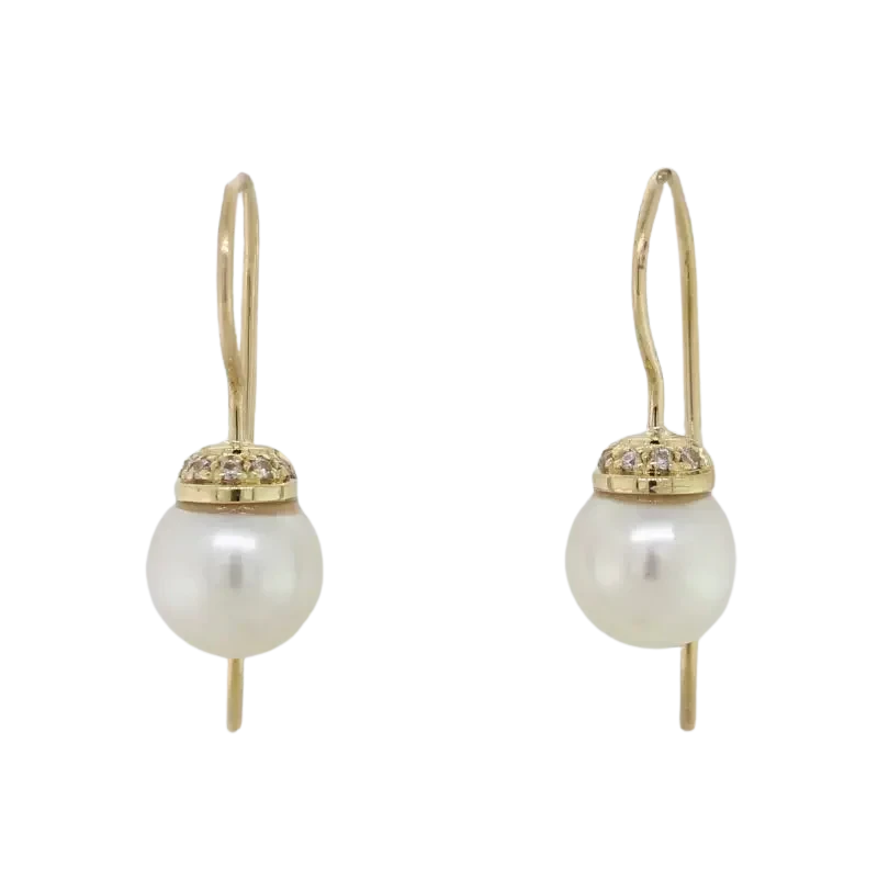 18 Carat Yellow Gold Diamond 12=0.06ct H/SI  7 to 7.5mm Akoya Pearl  AAA Shepherd Hook Earrings