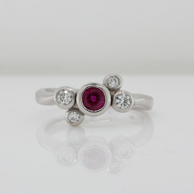 9 Carat White Gold Ruby And Diamond TDW .10ct Ring