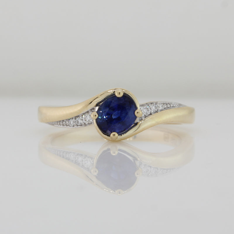 9 Carat Yellow Gold Sapphire & Diamond Ring