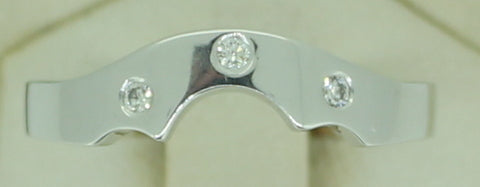 18 Carat White Gold Handmade 3 x 0.015ct Diamond F/VS2 Fitted Ring