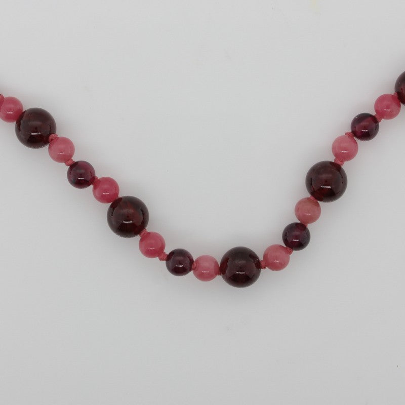 Garnet 5.5mm (30) Rhodenite 3.5mm (58) Garnet 3.5mm (29) 52cm