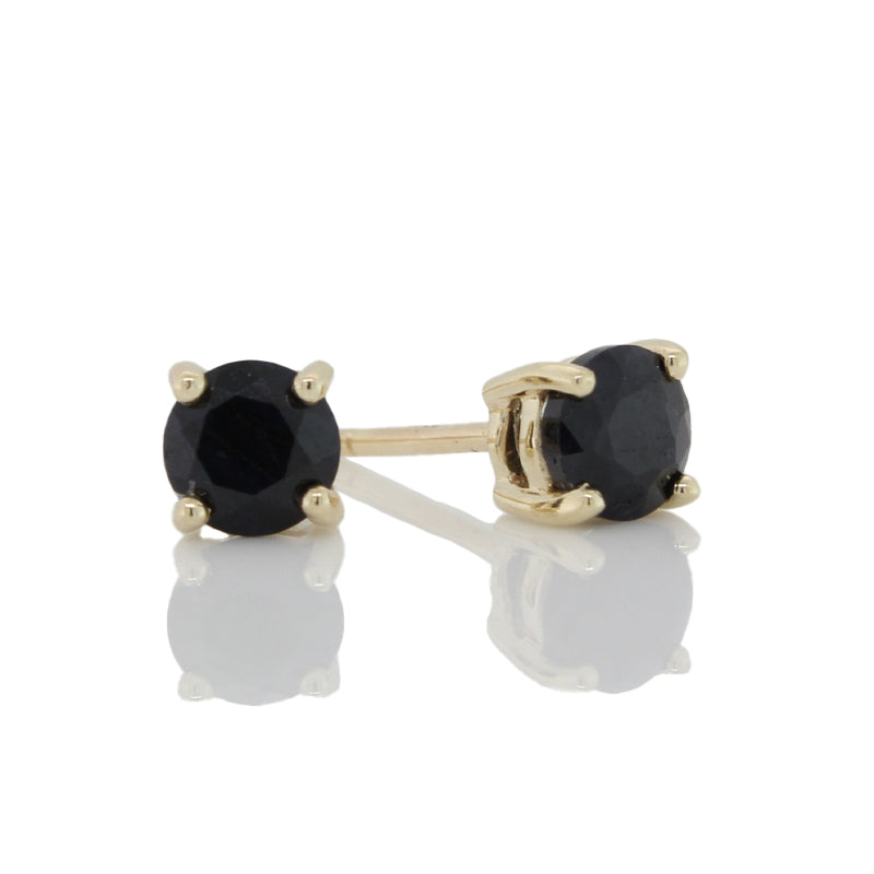 9 Carat Yellow Gold Studs Black Sapphire 5mm x 5.mm