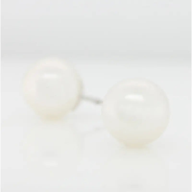 18 Carat White Gold Autore 9mm South Sea Pearl Stud Earrings
