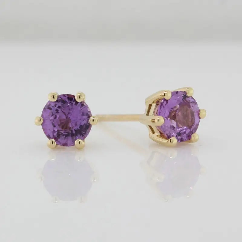 18 Carat Yellow Gold 5mm Round Lilac/Purple Sapphire 1.20 Carat Stud Earrings