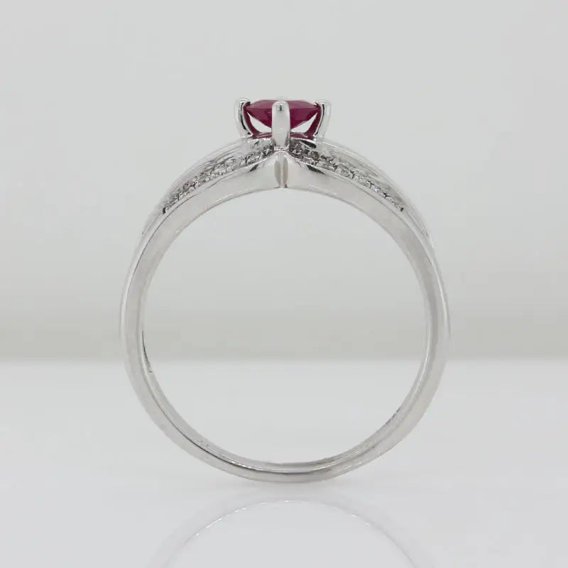 9 Carat White Gold Ruby & Diamond TDW.094C Ring