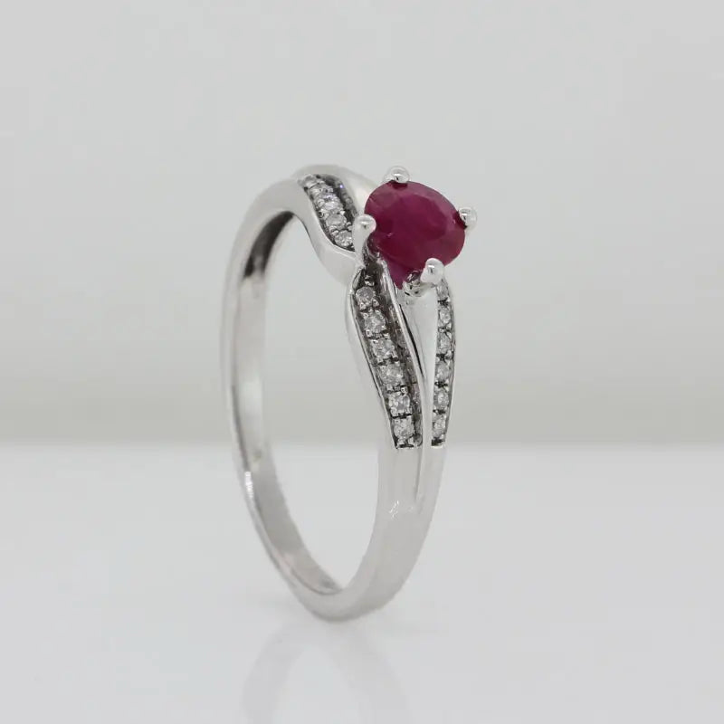 9 Carat White Gold Ruby & Diamond TDW.094C Ring