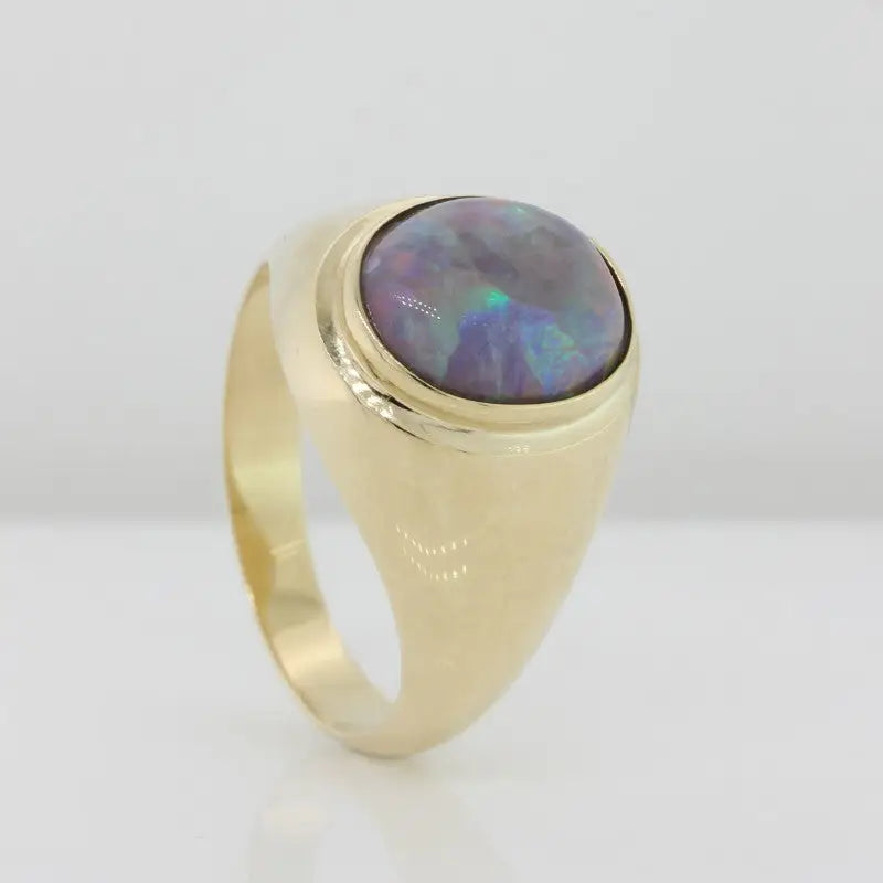 9 Carat Yellow Gold  12x10mm  Oval  Solid Opal Gents Ring Size W