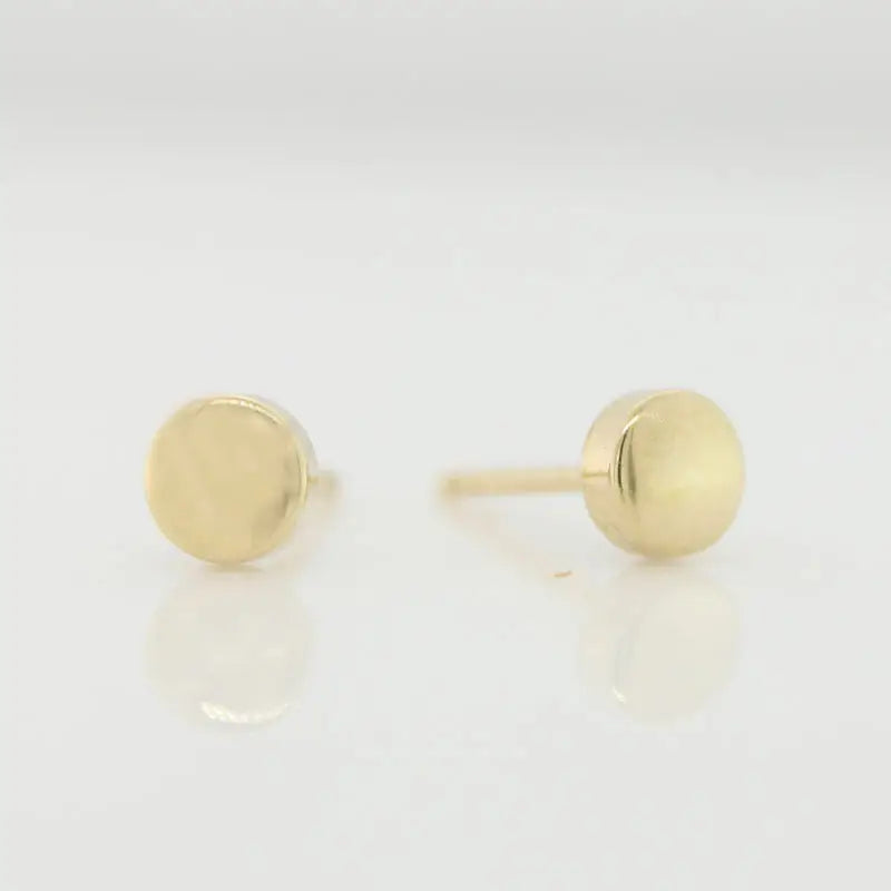 9 Carat Yellow Gold 5mm Round Stud Earrings