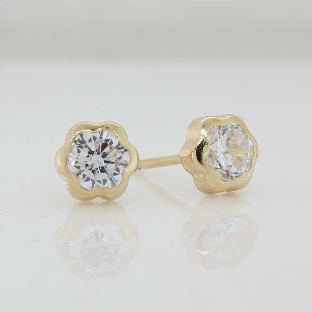 9 Carat Yellow Gold Cubic Zirconia Set Flower Shaped Bezel Set Stud Earrings