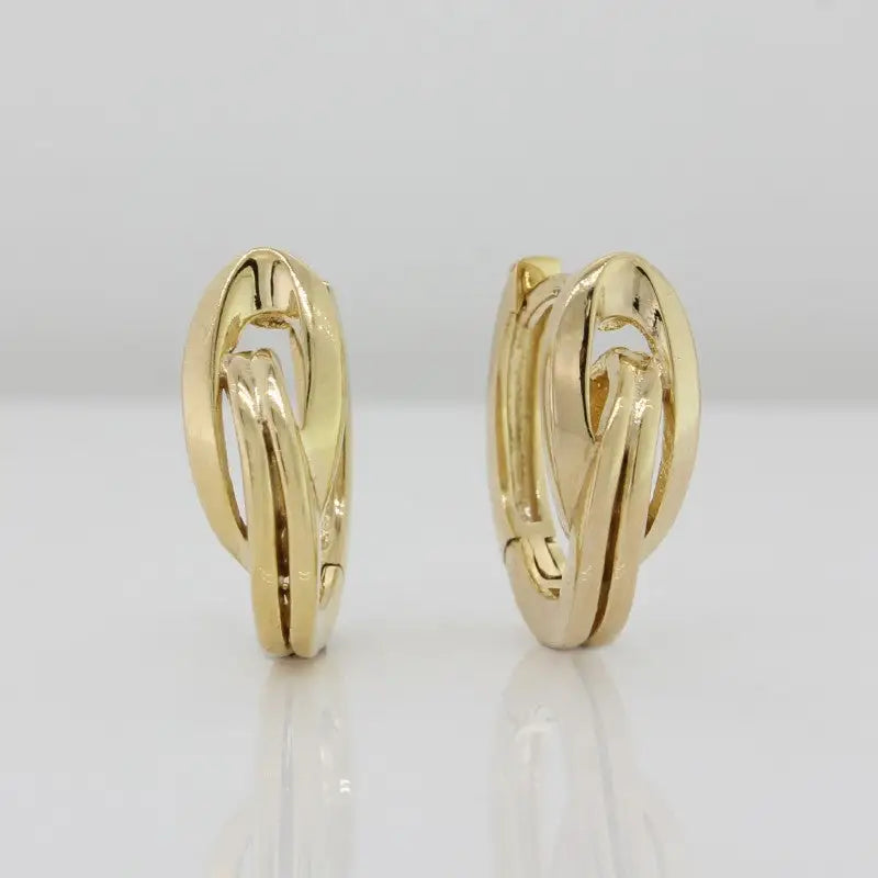 9 Carat Yellow Gold  Huggie Twist and Eyelit