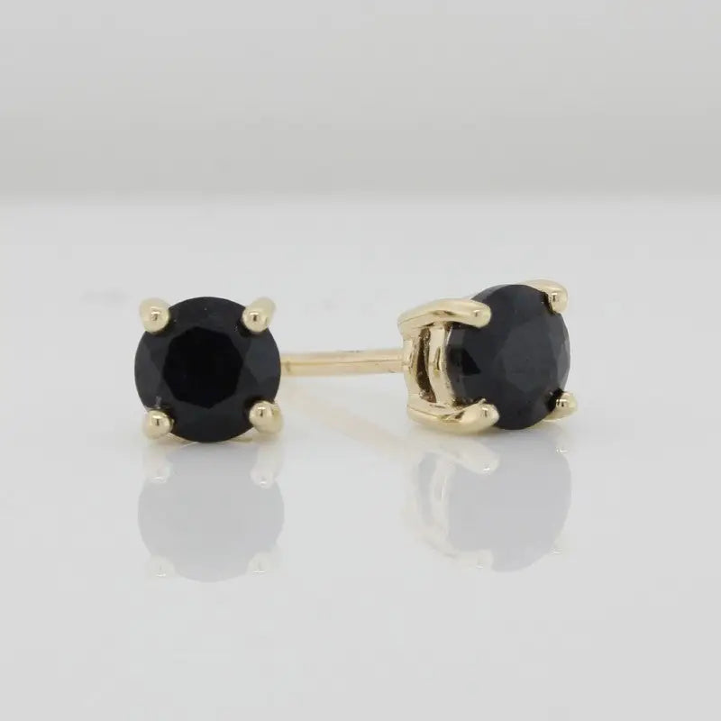 9 Carat Yellow Gold Studs Black Sapphire 5mm x 5.mm