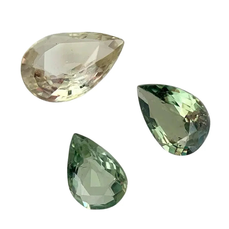 Green Sapphire Pear Cut 6 x 3.95 0.42ct SEASPRAY VALUATIONS