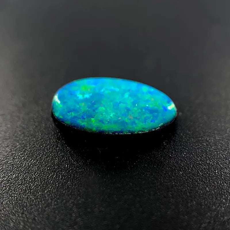Opal Doublet Free-form Oval Shape Green, Blue Colours 10.5mm x 6.51mm x 2.72mm Deep