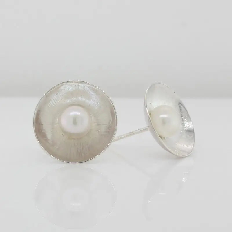 Sterling Silver Pearl Earrings 5.94mm 