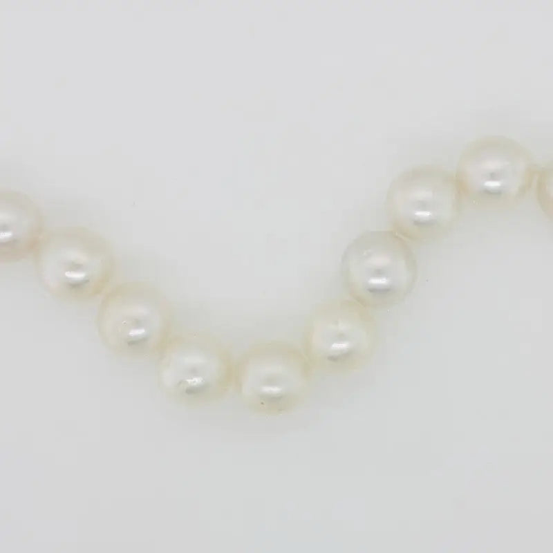 Sth Sea White Pearls 56cm 8.5mm to 9mm Round 9W Ball Clasp