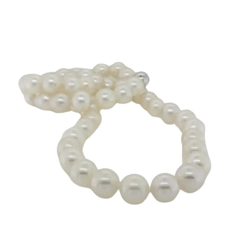 Sth Sea White Pearls 56cm 8.5mm to 9mm Round 9W Ball Clasp