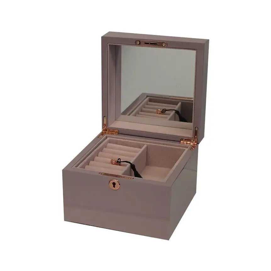 WJ35 Lilac Square Jewel Box SEASPRAY VALUATIONS & FINE